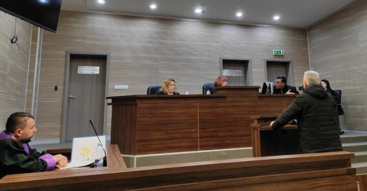 Lirohet nga akuza ish-gjyqtari Kolë Puka i akuzuar për shpëlarja parash