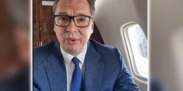 Vuçiq nga aeroplani kapet me Kurtin, Vllasin e Kamberin: Po bëjnë propagandë të ndyrë