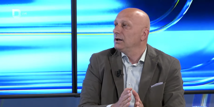 A mund ta hetojë Specialja masakrën e Dubravës – flet avokati, Artan Qerkini