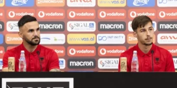 Sadiku dhe Bajrami: Japim 100% kundër Moldavisë, me mbështetjen e tifozëve arrijmë objektivin ‘EURO 2024’