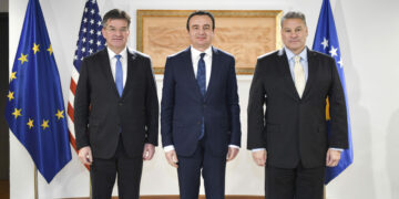 Lajçak dhe Escobar nesër në Kosovë, Kurti në BBC: Jo kompromis me republikën demokratike