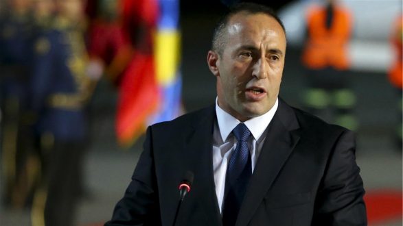 Haradinaj ngushëllon familjen që humbi familjarët si pasojë e vërshimeve në Pejë