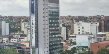 U përjashtua nga “Defender 23”, Qeveria nuk e largon nga objekti banerin e këtij ushtrimi