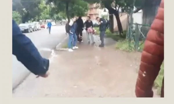 Sulmi ndaj medieve në Leposaviq, pëson lëndime trupore gazetarja e Klan Kosovës