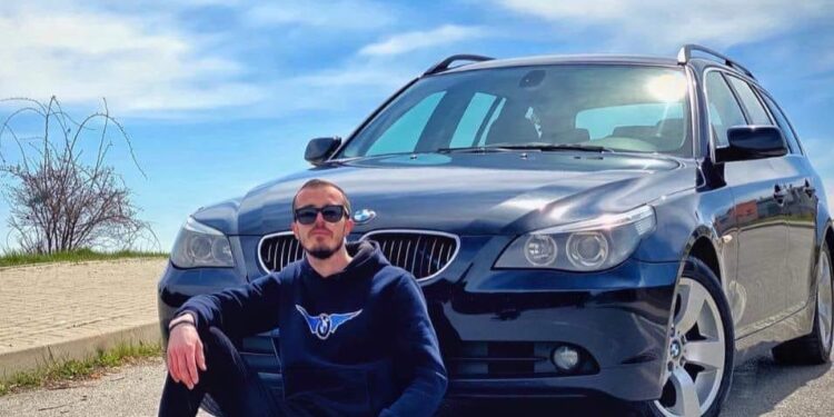“U prefsh në paqe Argjent, do na mungosh. Shpirti yt i bardhë bëftë dritë”, postimi prekës i familjarit të 30 vjeçarit që humbi jetën në aksident