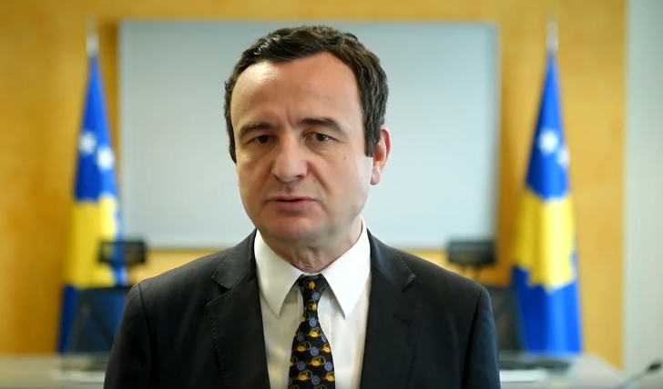 Kurti thotë se ka kërkuar reduktim gradual të policëve në objektet e komunave në Veri