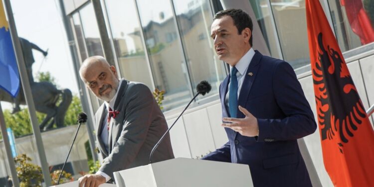 Rama ua propozon Macronit dhe Scholzit një draft për Asociacionin
