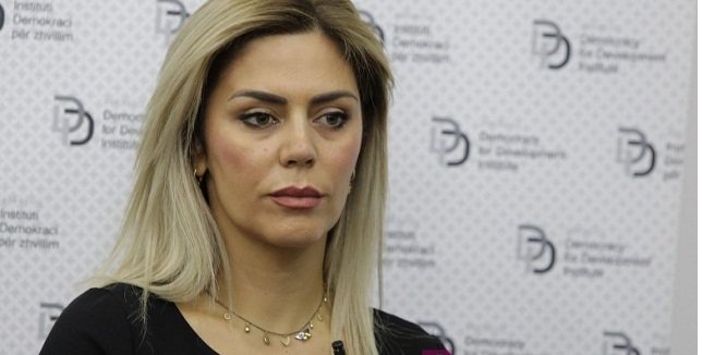 Deliu-Kodra: I dhimbshëm dhe kriminal sulmi ndaj mediave në veri