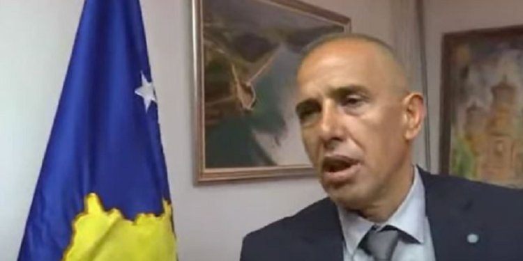 Kryetari i Zubin Potokut operohet në zemër, i vendoset një stentë