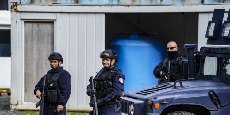 Sërish gjuajtje me shok-bombë në Zveçan, nuk raportohet për të lënduar