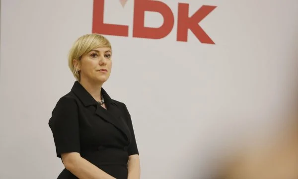 Halimi: Kosova po shkon drejt izolimit për shkak të politikës Kryeneçe