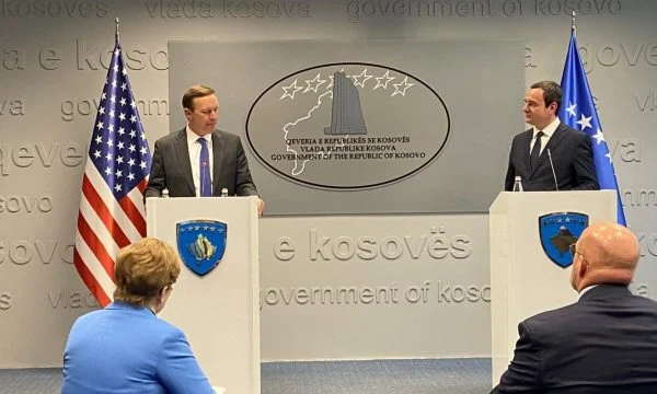 Murphy: Nganjëherë miku-mikut duhet t’i japë mesazhe të forta, krizën në veri e bëri Prishtina