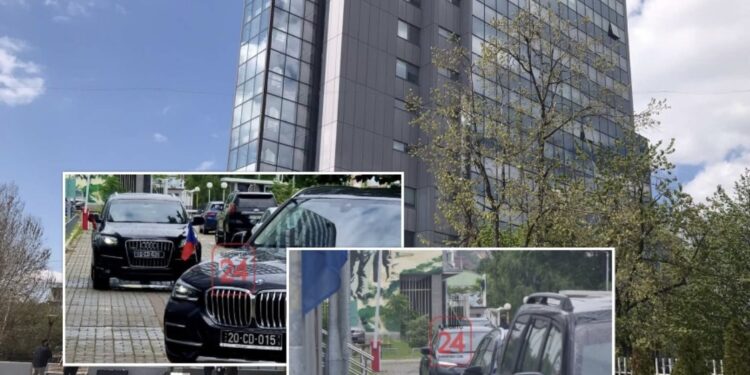“Bllokohet qeveria”, ambasadorët e vendeve të ndryshme i shkojnë në zyrë Kurtit