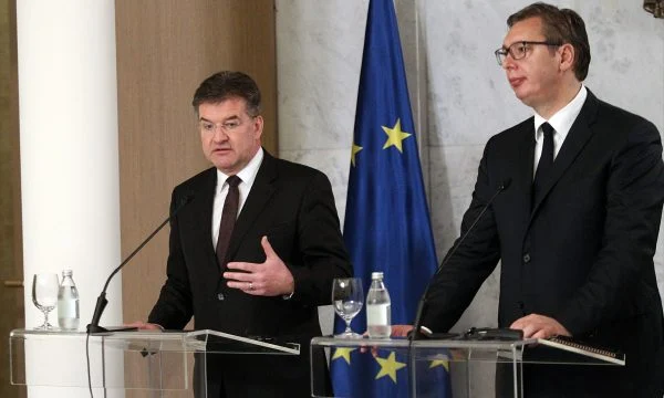 Vuçiq refuzon të shkojë në Bruksel për takim me Kurtin, ndërkombëtarët paralajmëruan pasoja serioze