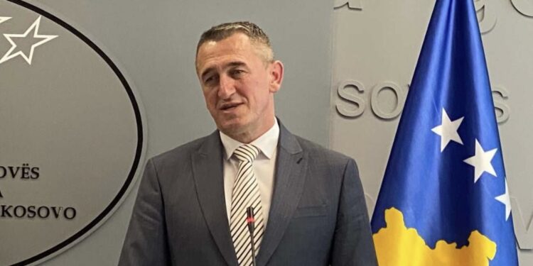 Rashiq kritikon kolegët ministra që shkuan në veri, ja çfarë thotë