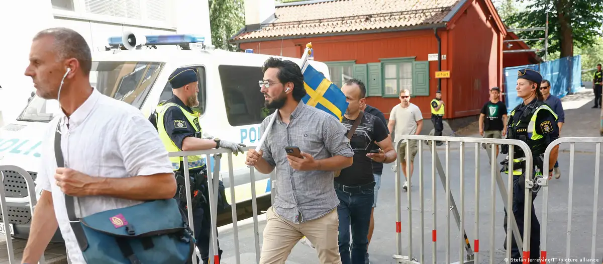 30-vjeçari irakian djeg Kuranin në ditën e Bajramit në Suedi – VIDEO
