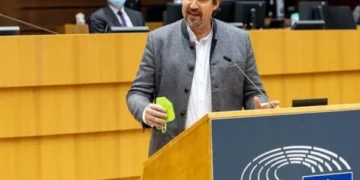 Eurodeputeti austriak: Vendi prej nga vjen Lajçak, ende nuk e njeh Kosovën