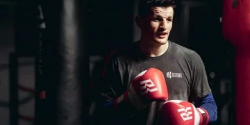 Haxhi Krasniqi mban konferencë për shtyp për meçin e madh të 5 gushtit