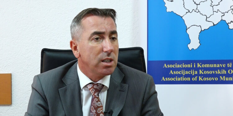 Ibrahimi sqaron se cilat janë procedurat që Mitrovica e veriut të bëhet anëtarë e Asociacionit të Komunave