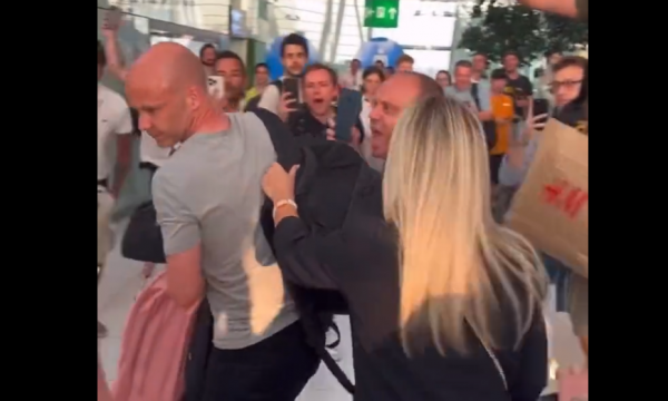 Gjyqtari i finales Sevilla-Roma sulmohet nga tifozët italianë