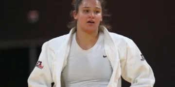 Loriana Kuka mposhtet, por vazhdon garën për medalje