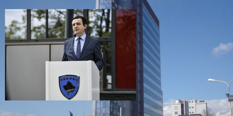 Vazhdon takimi i kryeministrit me ambasadorët e QUINT-it