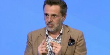 Astrit Gashi: Rren që politika e jashtme e Shqipërisë për Kosovën është në një vijë me atë të Serbisë