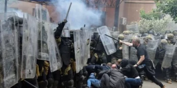 Koloneli i KFOR-it: Ishte e qartë që pas protesuesve paqësorë në Veri fshiheshin grupe kriminale