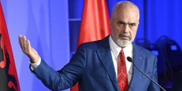Rama: Rikthehet akulli nëse Serbia s’i liron policët këtë javë, Albin, mos e humb veriun