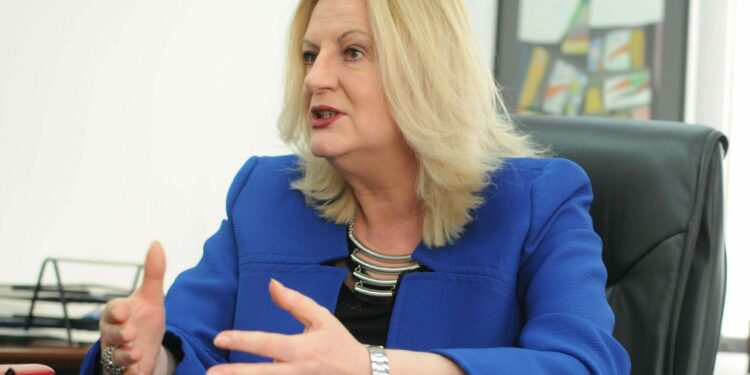 Edita Tahiri: Kryeministri Kurti nuk ka nevojë të rrëzohet, bie vet