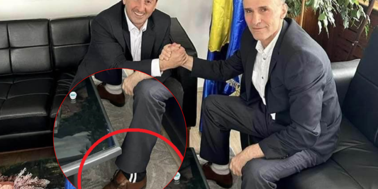 Lulzim Hetemi që disa ditë i ngujuar në komunë, vesh trenerka nën kostum