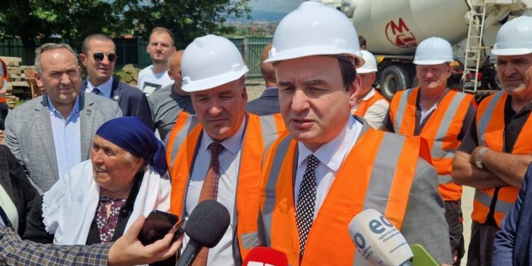 Kurti nga Podujeva: Policët duhet të lirohen pa kushte, luftimi i korrupsionit nuk njeh etni