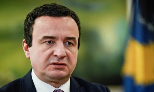 The Economist: Kurti injoroi thirrjet e diplomatëve perëndimorë, provokoi në mënyrë të parashikueshme protestat