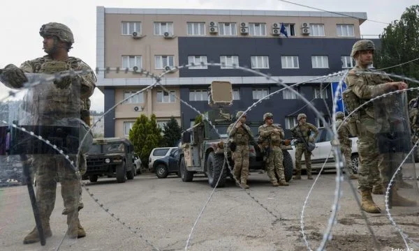 Protestuesit në Leposaviq provokojnë dhe fyejnë ekipin e RTK-së