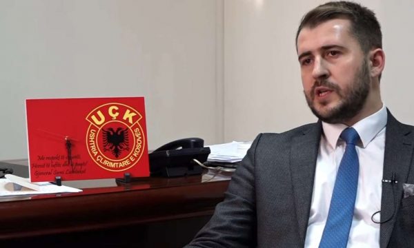 Lushtaku thotë se familja e tij është e gatshme të flijohet për vendin, “karshi armikut”