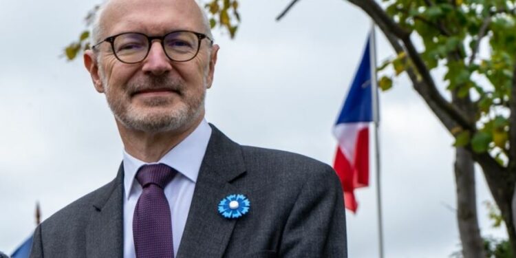 Ambasadori francez: Situata në veri të Kosovës është shqetësuese dhe mund të shmangej – Macron është i angazhuar vendosmërisht