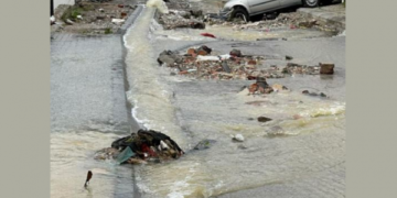 Kështu duket një lagje e Pejës pas vërshimeve, trajneri Driton Kuka ka një apel