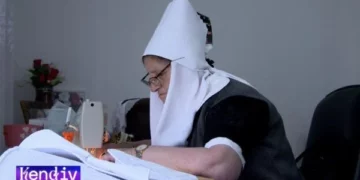 Gruaja nga Deçani që nuk i ndërroi kurrë veshjet e katunit, tregon çmimin e madh që kanë sot ato