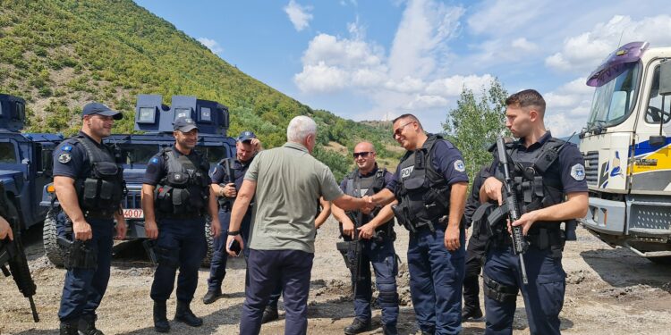 Arrestimi i njeriut që e kërcënoi nënkryetaren e Leposaviqit, Sveçla: Koha e pandëshkueshmërisë ka marrë fund