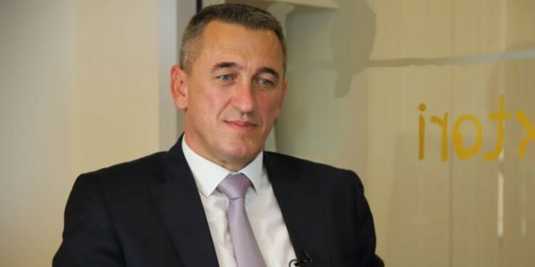 Rashiq: Për 6 muaj, 145 serbë aplikuan për t’u kthyer në Kosovë