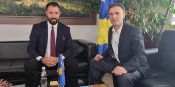 Krasniqi: Katër serbë bëhen pjesë e kabinetit të Kryetarit të Komunës së Leposaviqit, Lulzim Hetemit