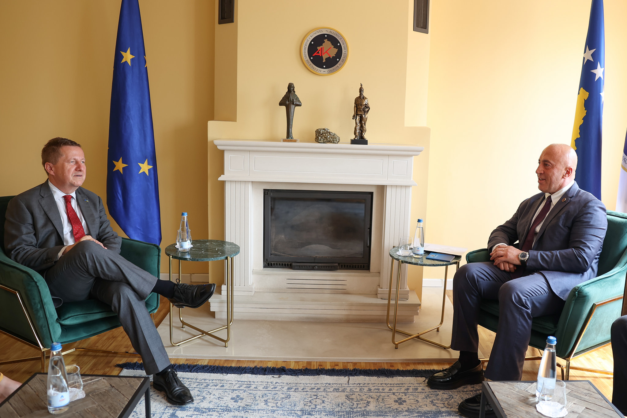 Haradinaj takon Szunyog: Rrugëtimi ynë duhet të kulmojë me anëtarësimin në BE dhe NATO