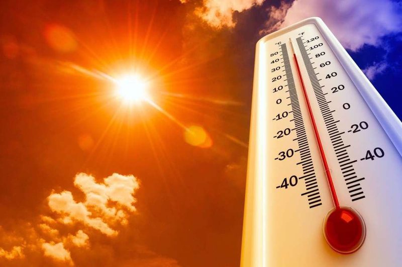 Paralajmërimi i OKB-së: Bëhuni gati për valë të nxehti gjithnjë e më intensive në të gjithë botën