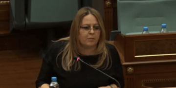 Bajrami për rastin e Klan Kosovës: Për cilën Kushtetutë e kanë fjalën “patriotët”, atë që e shkeli Nagavci e Haxhiu?