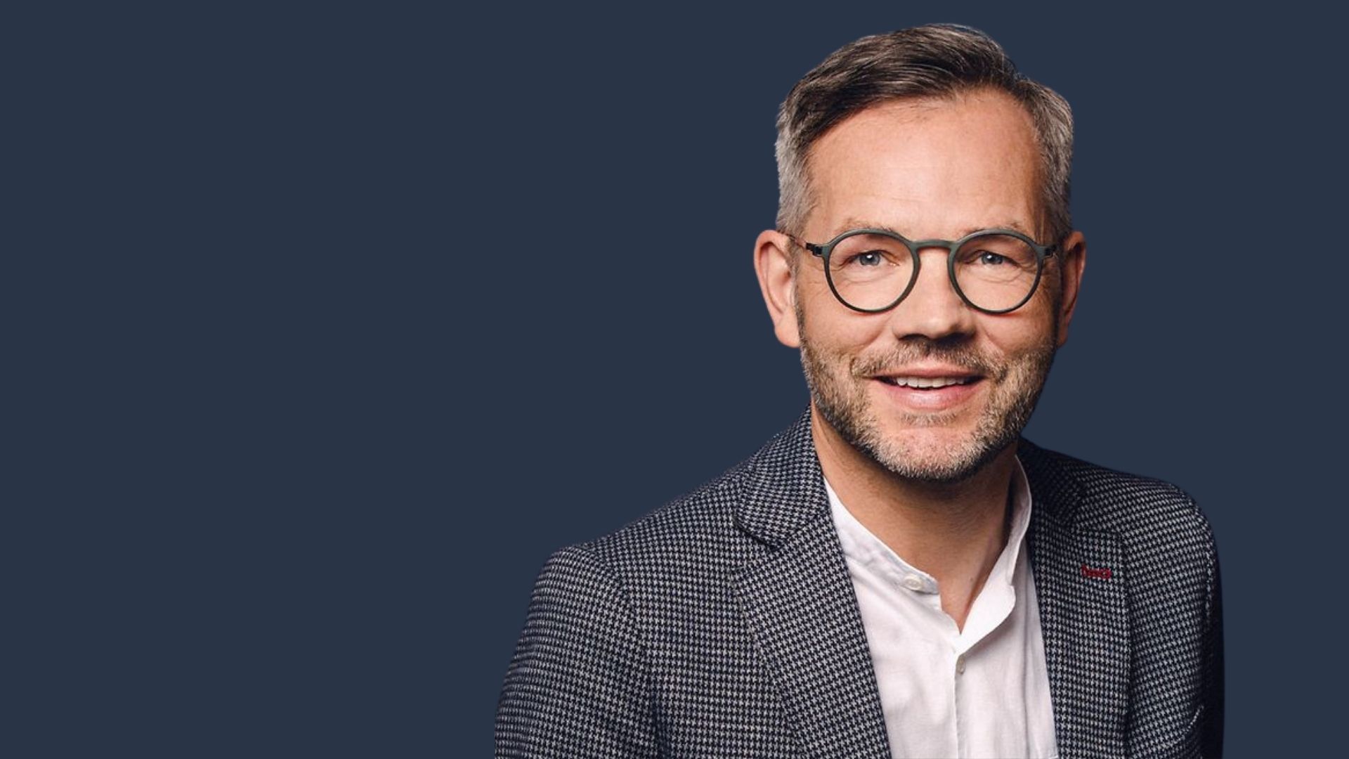 Deputeti gjerman thirrje BE-së e SHBA-së: Ndaleni Vuçiqin, po nxit nacionalizmin dhe urrejtjen