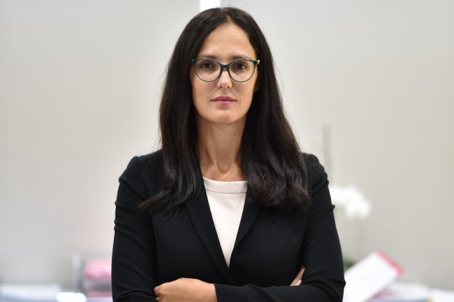 Kryeministri Edi Rama shkarkon ministren e Ekonomisë