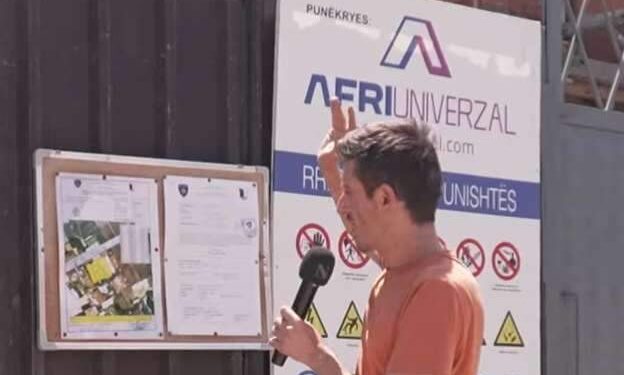 Objekti 10 katësh i “Afri Universal” në Mitrovicë po ndërtohet përballë objektit të AKI-së, banorët mund të shohin zonën e ndaluar të Inteligjencës
