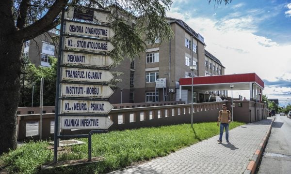 I burgosuri vdiq në QKUK, motra akuzon shtetin për pakujdesi