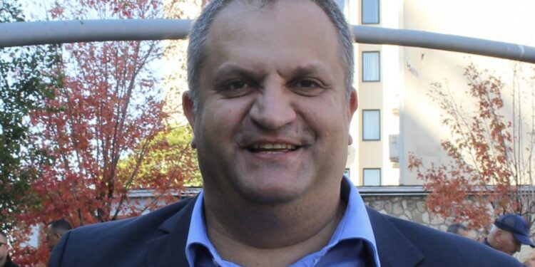 Ngritet aktakuzë ndaj Shpend Ahmetit, dyshohet për uzurpim