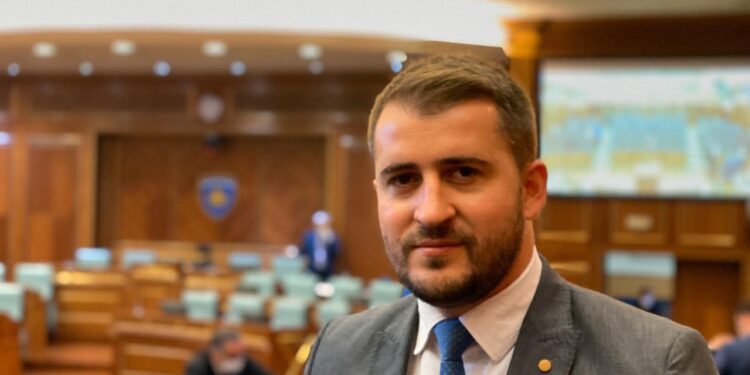 Lushtaku: PDK-ja s’do të ndalet deri në rrëzimin e Qeverisë Kurti
